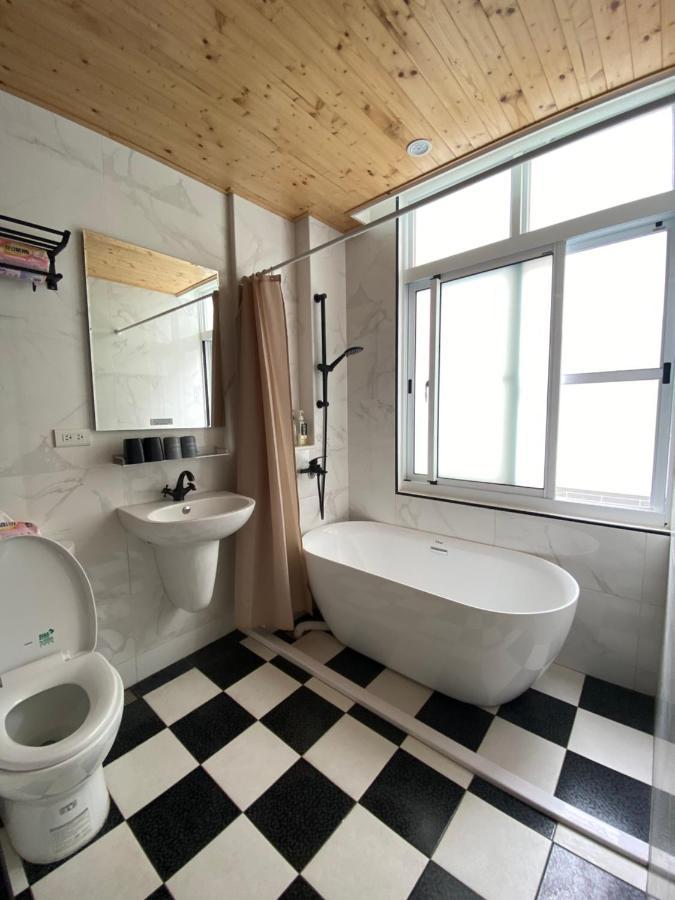 House Lien Lien no 18 Apartamento Tainan Exterior foto